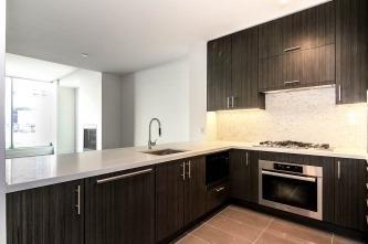 th104 - 29 Queens Quay E, Townhouse with 2 bedrooms, 4 bathrooms and 2 parking in Toronto ON | Image 7