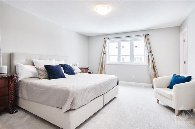 66 Damselfish Walk, Townhouse with 3 bedrooms, 3 bathrooms and 3 parking in Ottawa ON | Image 22