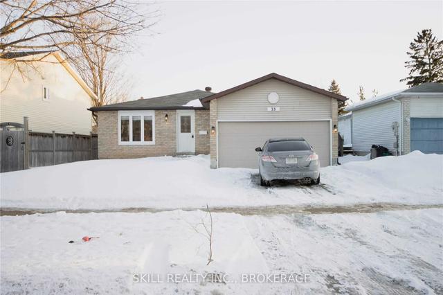 23 Hickling Tr, House detached with 3 bedrooms, 2 bathrooms and 6 parking in Barrie ON | Image 1