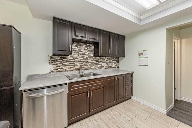 57 Janefield Ave, Townhouse with 4 bedrooms, 4 bathrooms and 2 parking in Guelph ON | Image 6