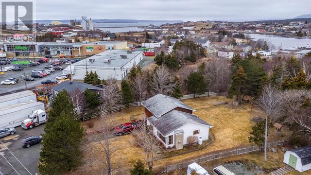 338 Conception Bay Highway, House detached with 3 bedrooms, 1 bathrooms and null parking in Conception Bay South NL | Image 2