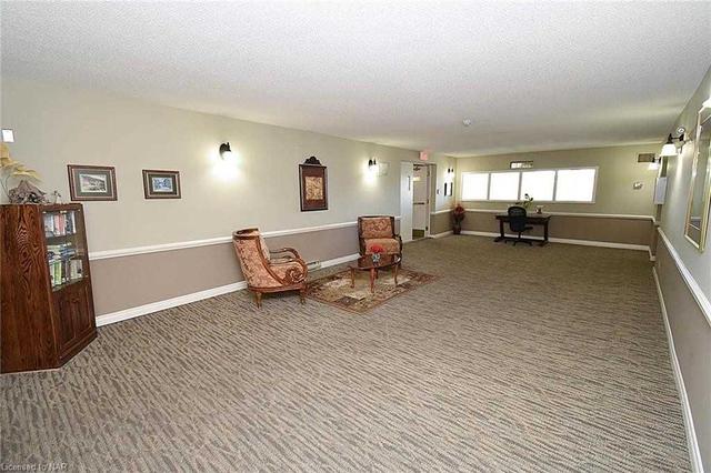 303 - 70 Main St, Condo with 3 bedrooms, 2 bathrooms and 1 parking in St. Catharines ON | Image 19