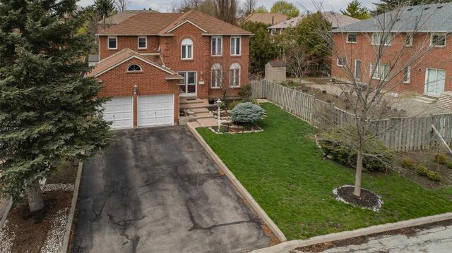 25 Lombardy Cres, House detached with 4 bedrooms, 4 bathrooms and 6 parking in Brampton ON | Image 12