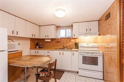 922 Mccowan Rd, House detached with 3 bedrooms, 2 bathrooms and 3 parking in Toronto ON | Image 18