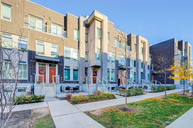 238 - 11 Applewood Lane, Townhouse with 2 bedrooms, 3 bathrooms and 1 parking in Toronto ON | Card Image
