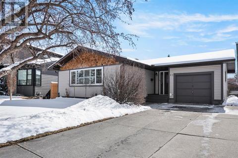 47 Harley Road Sw, House detached with 2 bedrooms, 2 bathrooms and 4 parking in Calgary AB | Card Image