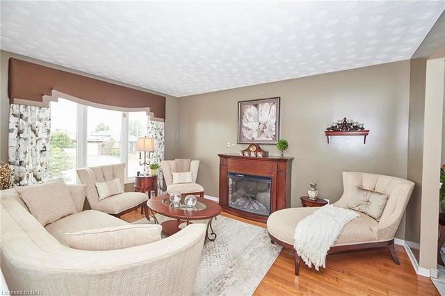 7965 Preakness Street, House detached with 5 bedrooms, 2 bathrooms and 4 parking in Niagara Falls ON | Image 7
