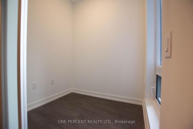 5799 Yonge St, Condo with 1 bedrooms, 1 bathrooms and 1 parking in Toronto ON | Image 2