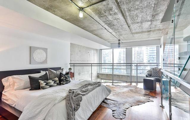 1002 - 1029 King St W, Condo with 1 bedrooms, 2 bathrooms and 1 parking in Toronto ON | Image 12