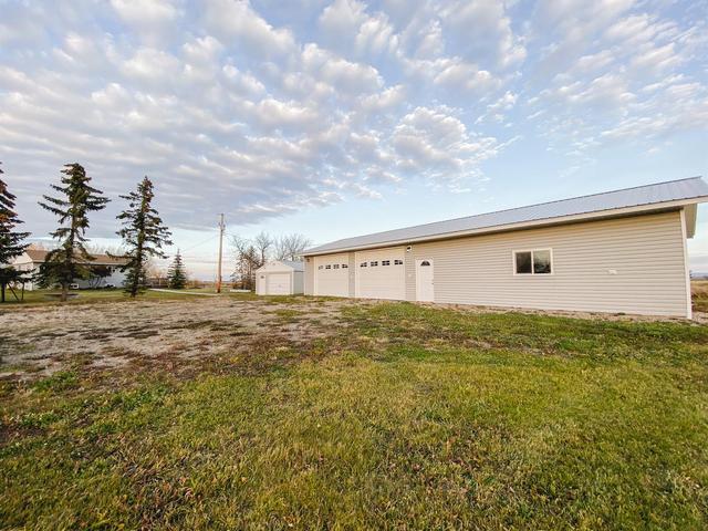 80271 719 Highway, House detached with 3 bedrooms, 2 bathrooms and null parking in Saddle Hills County AB | Image 43