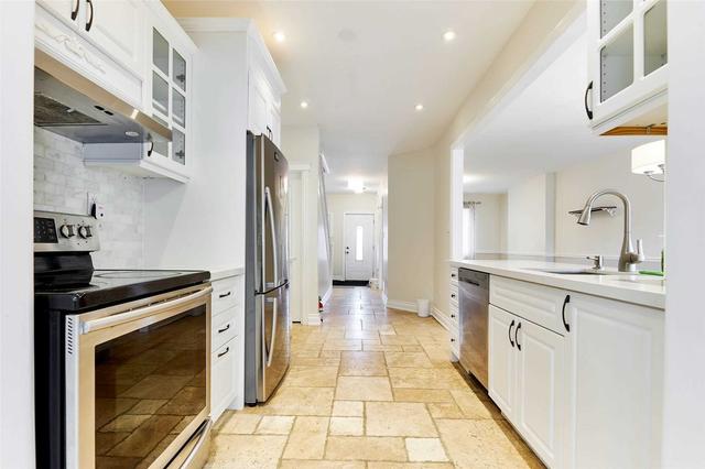 upper - 1951 Dufferin St, House semidetached with 3 bedrooms, 1 bathrooms and 1 parking in Toronto ON | Image 7