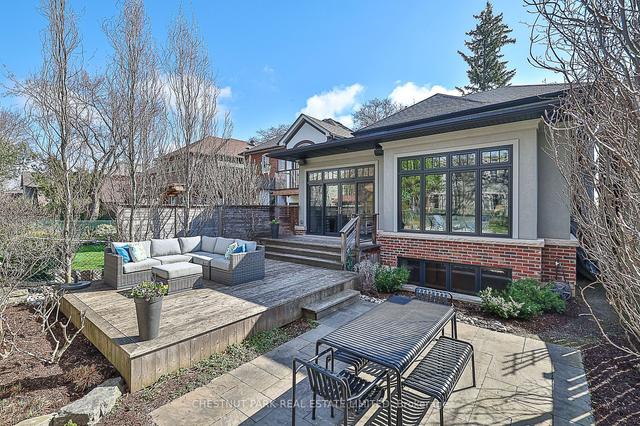 328 Bessborough Dr, House detached with 3 bedrooms, 4 bathrooms and 3 parking in Toronto ON | Image 33