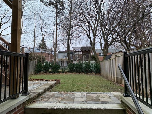 127 Elmwood Ave, House detached with 4 bedrooms, 5 bathrooms and 5 parking in Toronto ON | Image 32