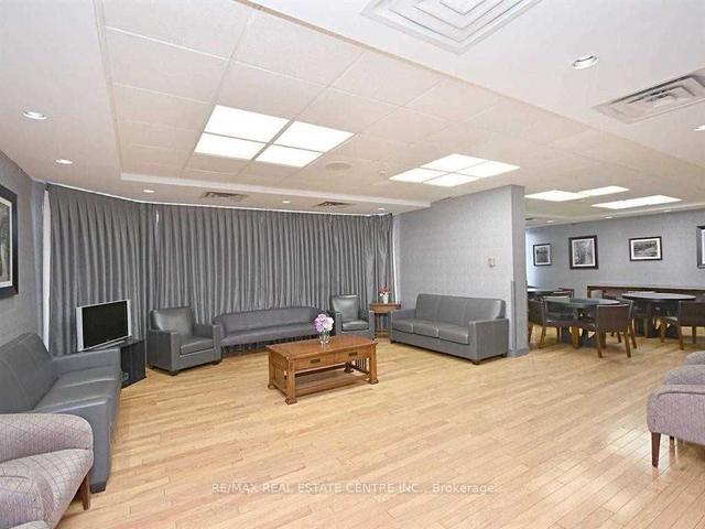 204 - 135 Hillcrest Ave S, Condo with 2 bedrooms, 2 bathrooms and 2 parking in Mississauga ON | Image 29