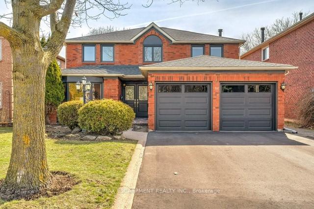 2110 Brays Lane, House detached with 4 bedrooms, 4 bathrooms and 5 parking in Oakville ON | Image 1