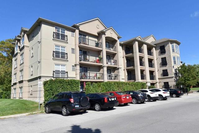209 - 2075 Appleby Line, Condo with 2 bedrooms, 1 bathrooms and 1 parking in Burlington ON | Card Image