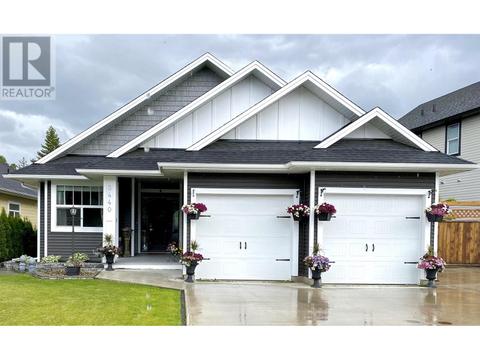 3440 Parkview Crescent, House detached with 4 bedrooms, 3 bathrooms and null parking in Prince George BC | Card Image