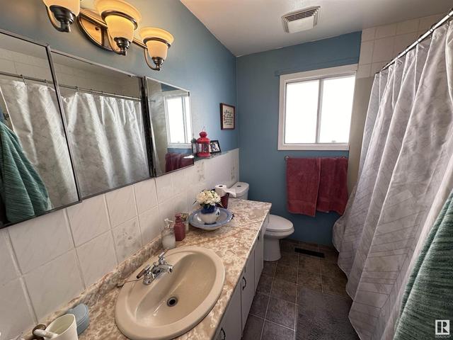9740 99 St, House detached with 4 bedrooms, 2 bathrooms and null parking in Westlock AB | Image 14