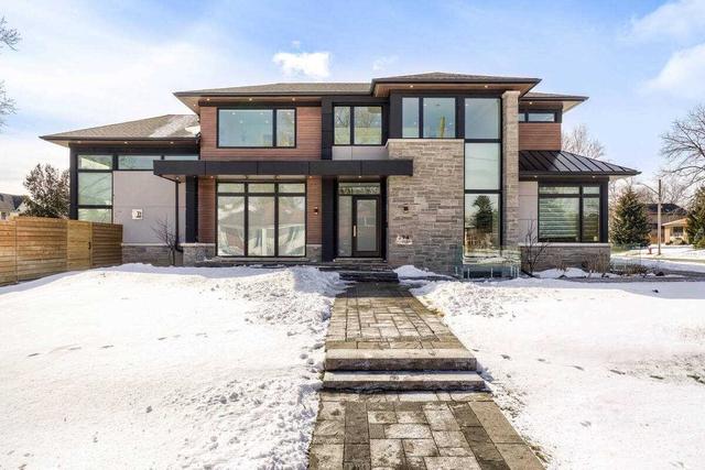 374 Seaton Dr, House detached with 4 bedrooms, 7 bathrooms and 8 parking in Oakville ON | Image 1