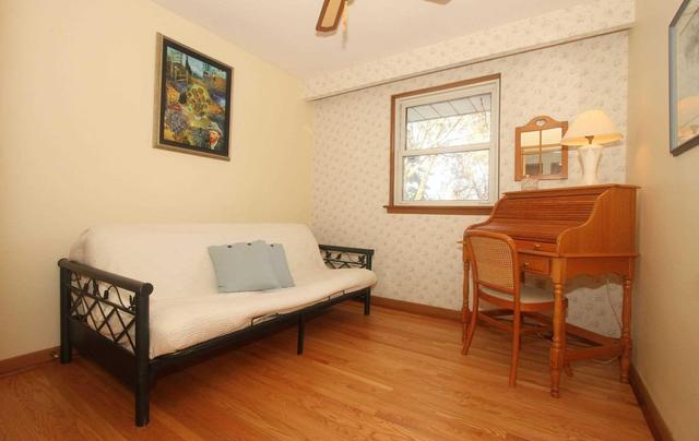 44 Gracey Blvd, House detached with 3 bedrooms, 2 bathrooms and 2 parking in Toronto ON | Image 12