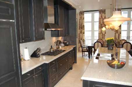 604 - 118 Yorkville Ave, Condo with 2 bedrooms, 3 bathrooms and 2 parking in Toronto ON | Image 6