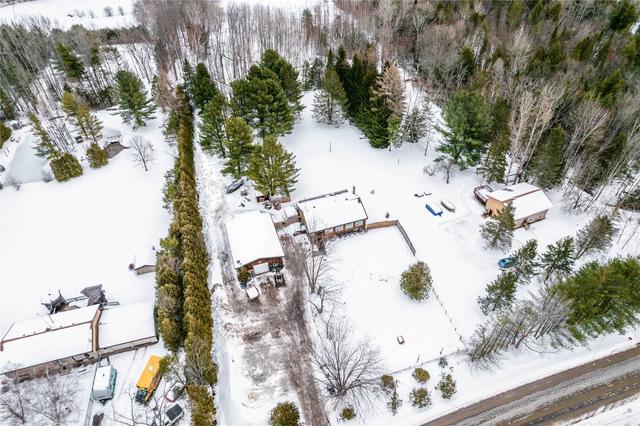 177 Medonte Side Road 2 Sdrd, House detached with 3 bedrooms, 2 bathrooms and 20 parking in Oro Medonte ON | Image 29