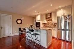 17 Mcgillivray Ave, House detached with 1 bedrooms, 1 bathrooms and 3 parking in Toronto ON | Image 2