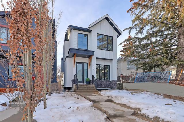 2429 35 Street Sw, House detached with 4 bedrooms, 3 bathrooms and 2 parking in Calgary AB | Image 27