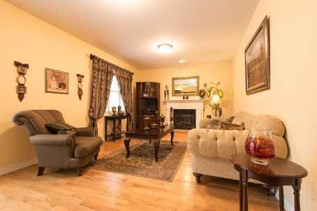 2542 Rugby Rd, House detached with 3 bedrooms, 3 bathrooms and 10 parking in Mississauga ON | Image 3