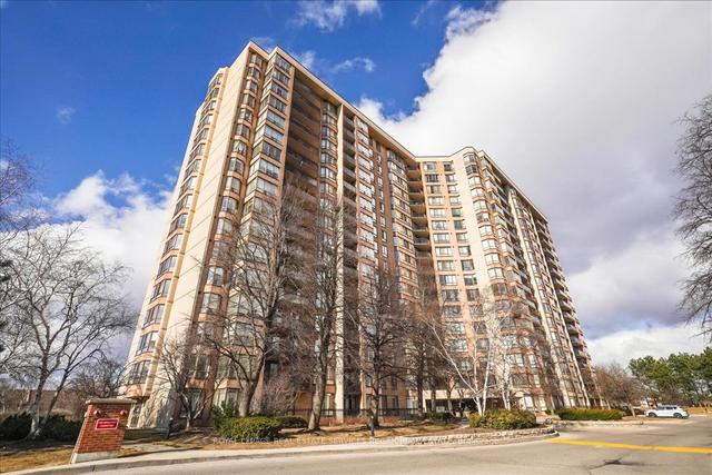 604 - 20 Cherrytree Dr, Condo with 3 bedrooms, 2 bathrooms and 1 parking in Brampton ON | Image 12