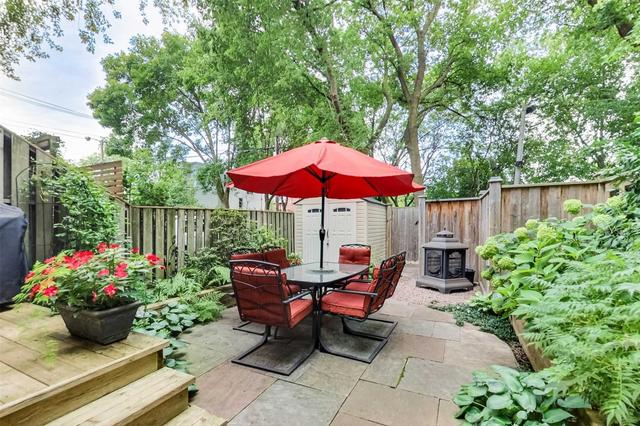162 Spruce St, House semidetached with 3 bedrooms, 3 bathrooms and 2 parking in Toronto ON | Image 25
