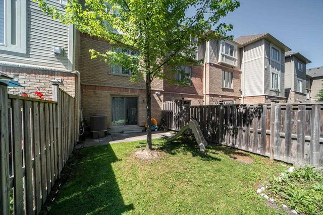30 - 19 Cailiff St, Townhouse with 3 bedrooms, 3 bathrooms and 2 parking in Brampton ON | Image 32