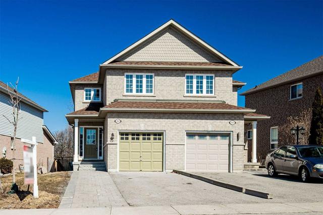 353 Silken Laumann Dr, House semidetached with 3 bedrooms, 4 bathrooms and 4 parking in Newmarket ON | Image 1