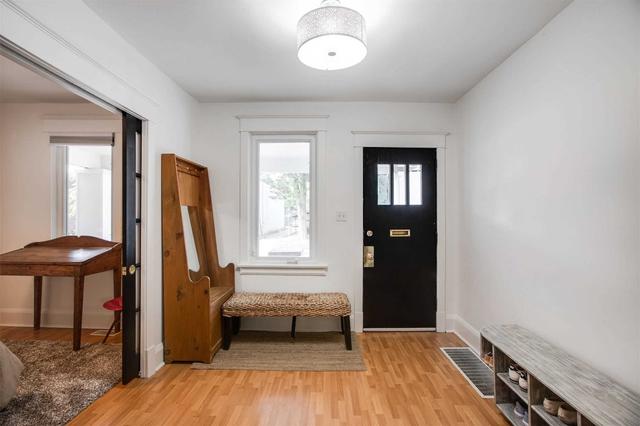 9 Thirty Ninth St, House detached with 2 bedrooms, 2 bathrooms and 3 parking in Toronto ON | Image 11