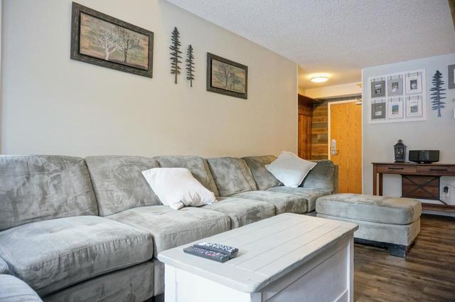 129 - 2035 Panorama Drive, Condo with 2 bedrooms, 2 bathrooms and 1 parking in East Kootenay F BC | Image 4