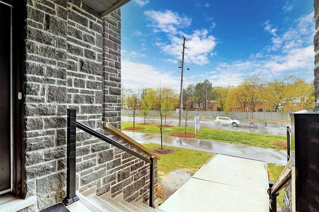 102 - 2 Dunsheath Way, Townhouse with 2 bedrooms, 2 bathrooms and 1 parking in Markham ON | Image 24