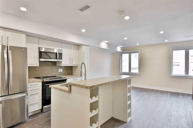 unit 1 - 795 Broadview Ave, House attached with 2 bedrooms, 1 bathrooms and 1 parking in Toronto ON | Image 14
