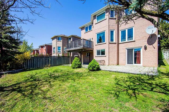 1043 Bradbury Chse W, House detached with 4 bedrooms, 4 bathrooms and 8 parking in Mississauga ON | Image 32