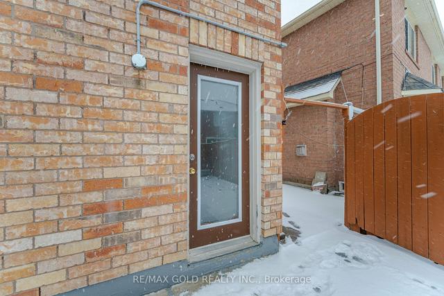 16 Balmy Way, House detached with 5 bedrooms, 4 bathrooms and 6 parking in Brampton ON | Image 31