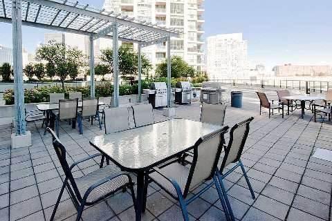 1003 - 33 Bay St, Condo with 2 bedrooms, 2 bathrooms and 1 parking in Toronto ON | Image 16
