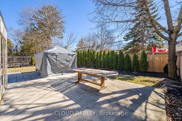 7 Ashwood Cres, House detached with 4 bedrooms, 5 bathrooms and 6 parking in Toronto ON | Image 35