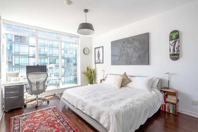 1208 - 205 Frederick St, Condo with 2 bedrooms, 2 bathrooms and 1 parking in Toronto ON | Image 3