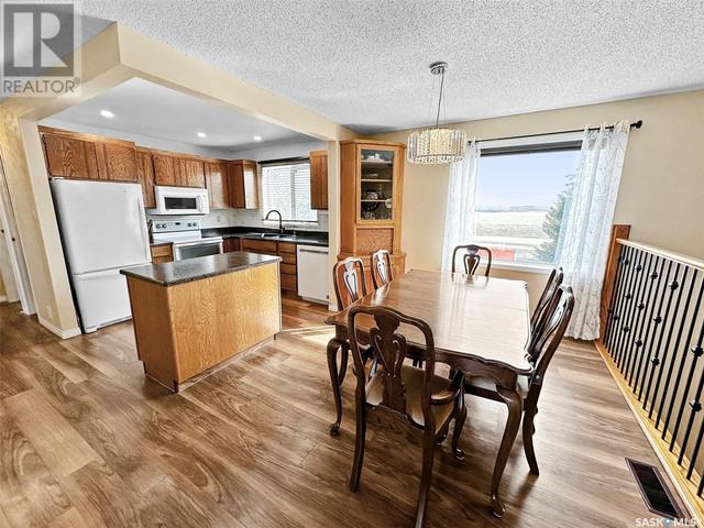 16 - 275 Alpine Crescent, House attached with 2 bedrooms, 3 bathrooms and null parking in Swift Current SK | Image 4