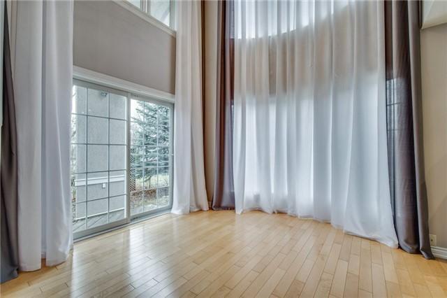 211 Glendora Ave, House detached with 5 bedrooms, 5 bathrooms and 3 parking in Toronto ON | Image 11
