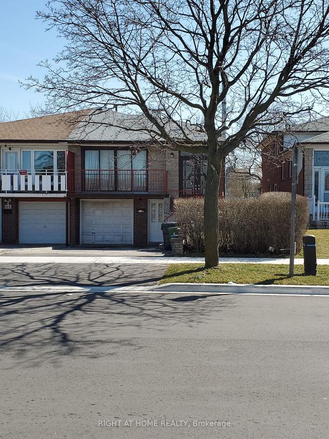 210 Firgrove Cres, House semidetached with 4 bedrooms, 3 bathrooms and 5 parking in Toronto ON | Image 1