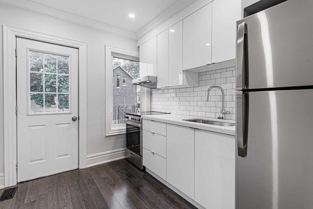 1180 Dufferin St, House semidetached with 2 bedrooms, 2 bathrooms and 1 parking in Toronto ON | Image 5