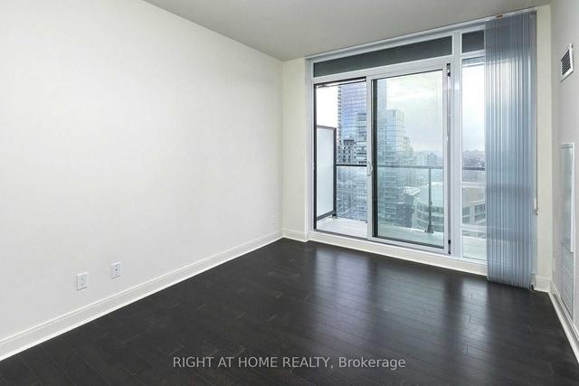 2702 - 825 Church St, Condo with 2 bedrooms, 2 bathrooms and 1 parking in Toronto ON | Image 4