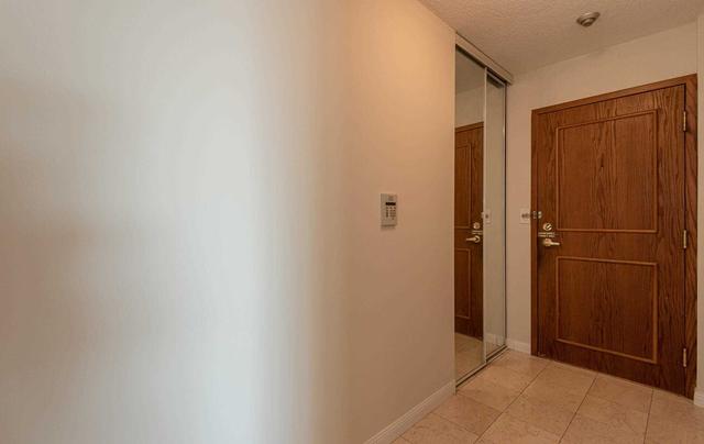 1609 - 8 Lee Centre Dr, Condo with 4 bedrooms, 3 bathrooms and 2 parking in Toronto ON | Image 39