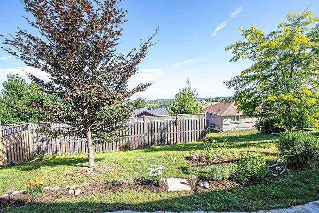 1696 Glenforest Blvd, House detached with 2 bedrooms, 3 bathrooms and 4 parking in Peterborough ON | Image 24