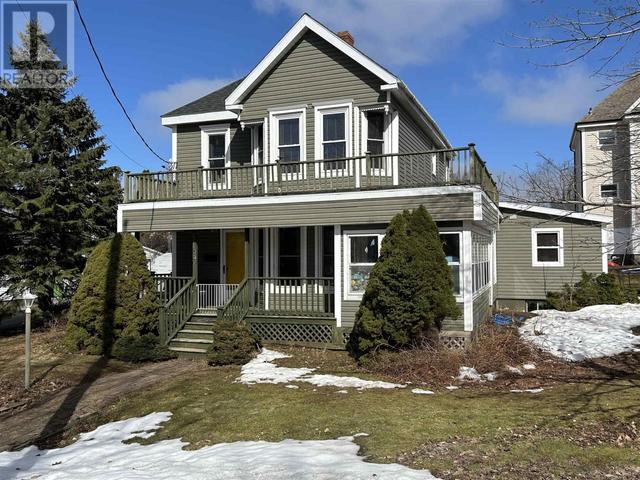 320 Fraser Street, House detached with 3 bedrooms, 1 bathrooms and null parking in New Glasgow NS | Image 2